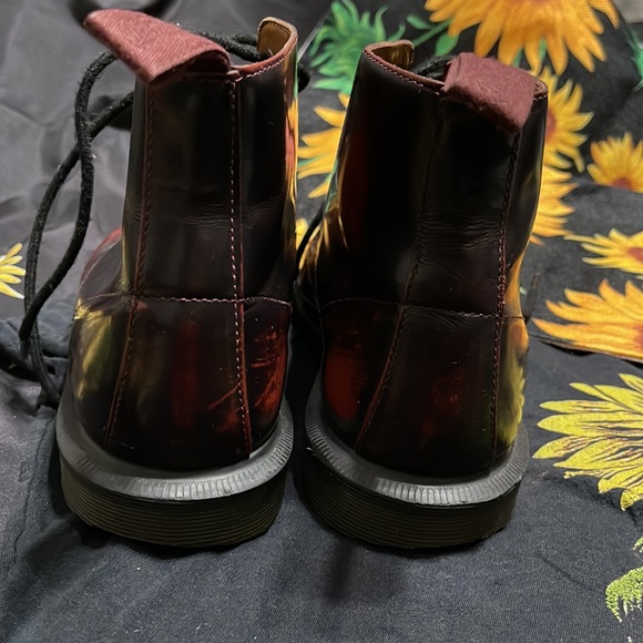 VINTAGE Red Rub Off Dr Martens size 7 - Picture 2 of 10